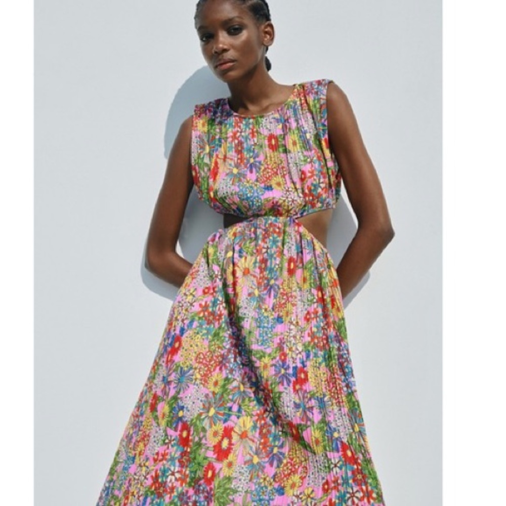 Zara Floral Pleated Dress With Cut Out Details